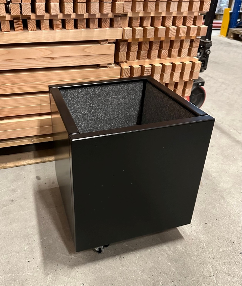 Sort plantekasse | 40 x 40 x 40 cm