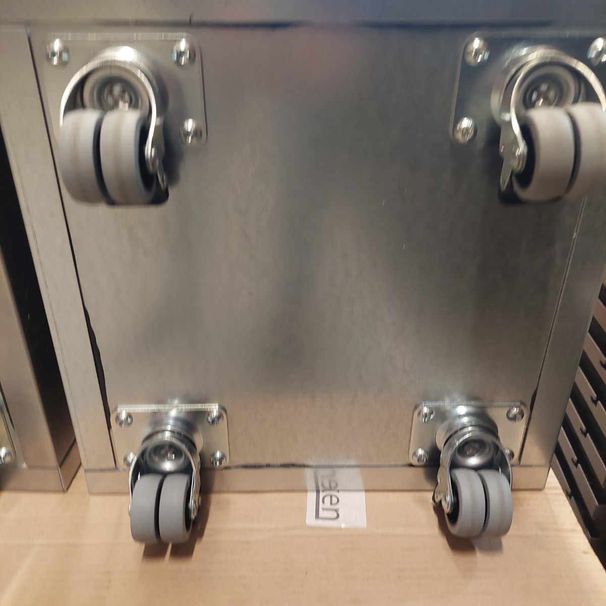 Plantekasse i galvaniseret stål | 40 x 40 x 25