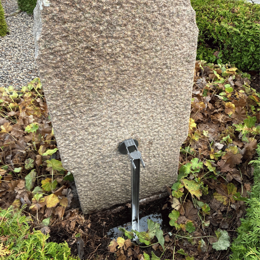 Stensikring - til gravsten og monumenter