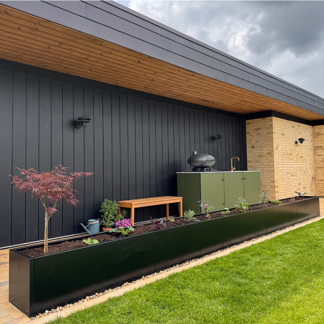 Højbed i sort | B40 H40 | L40 cm