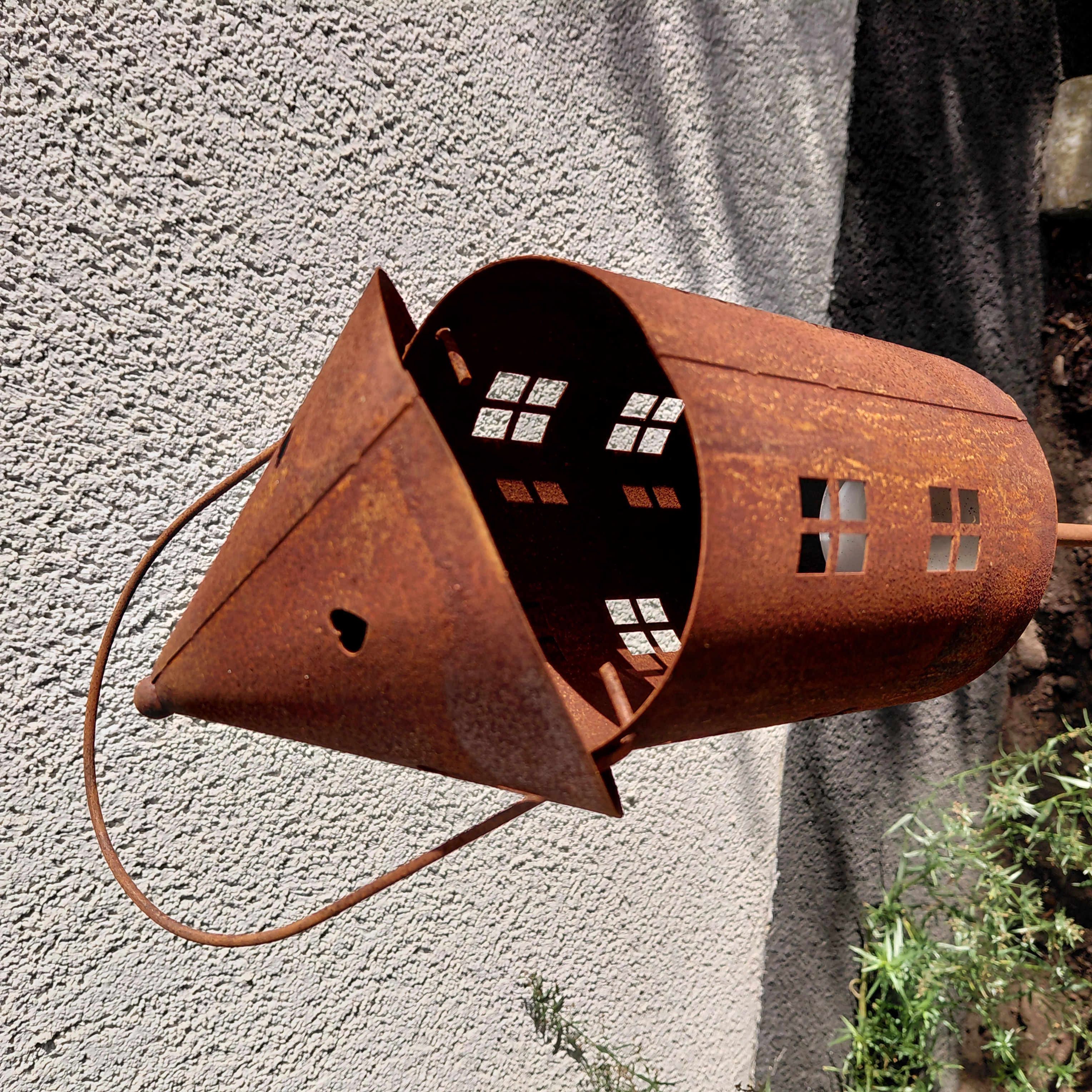 Højhus lanterne på spyd