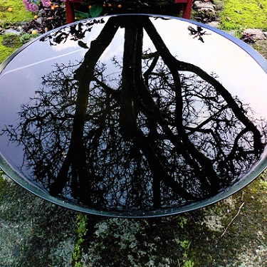 Spejlbassin i sort lak påsvejst fod - Ø80 