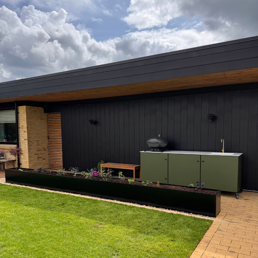 Højbed i sort | B40 H40 | L40 cm