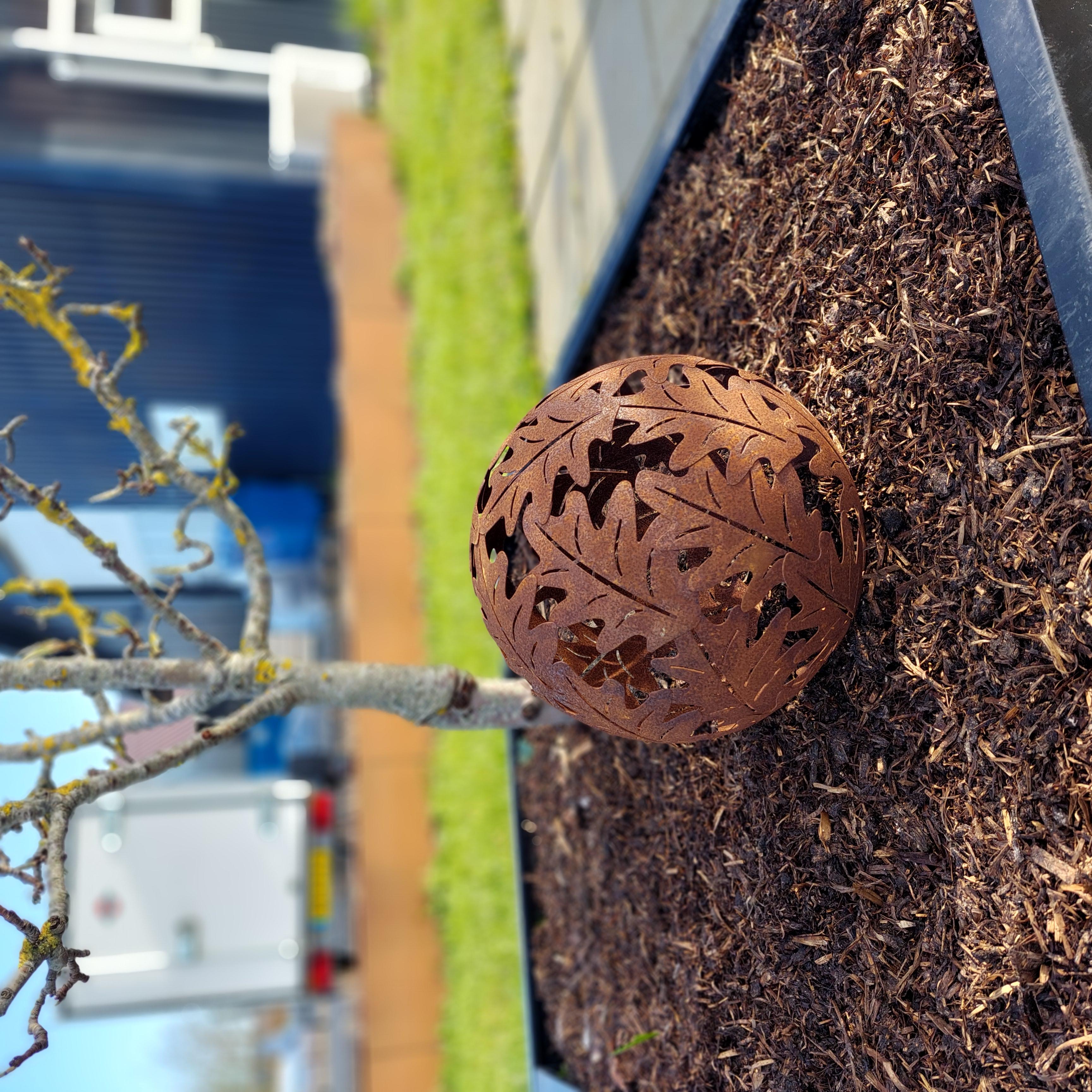 Egeblade jernkuglesæt - 2 størrelser i sættet