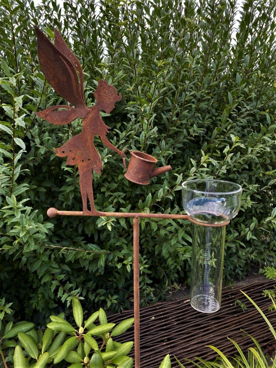 Regnmåler Elverpige med vandkande