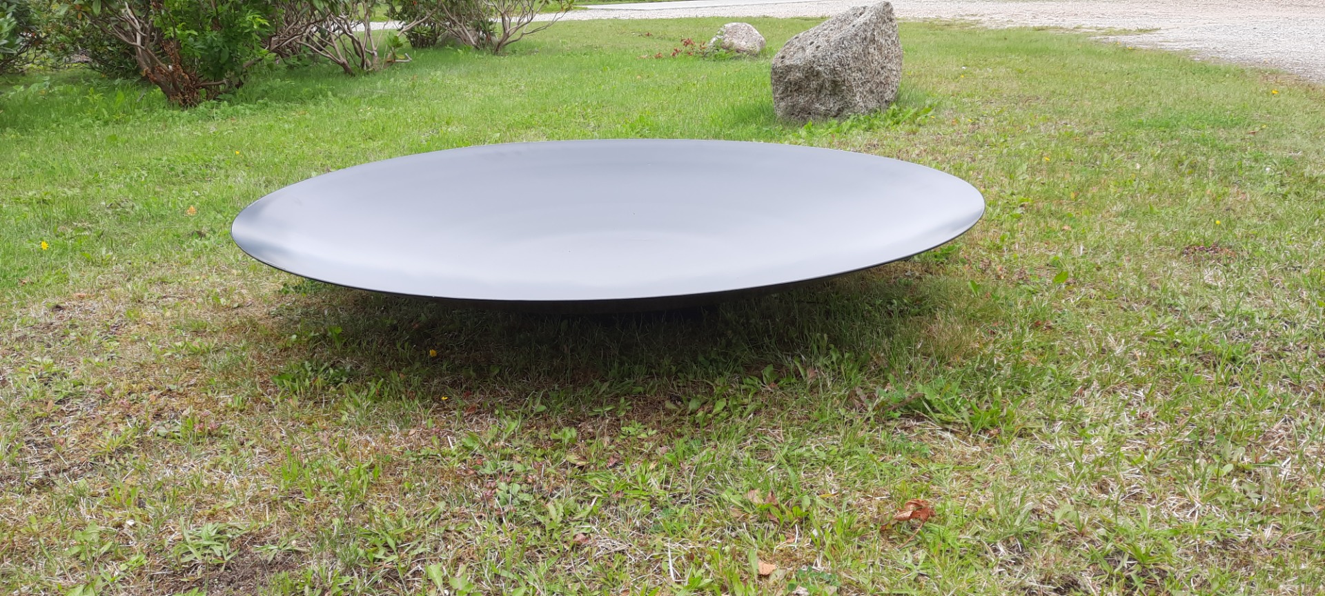 Sortlakeret spejlbassin  inkl. fod - Ø120