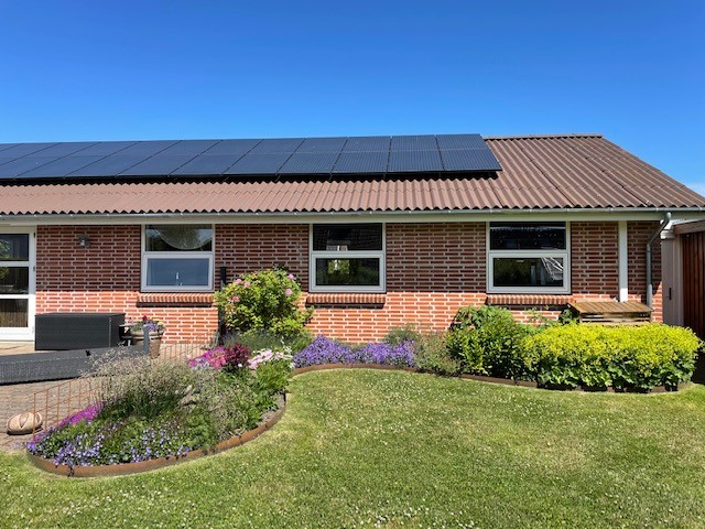 Græskant | Cortenstål 3 mm | H: 15, L: 120 med huller