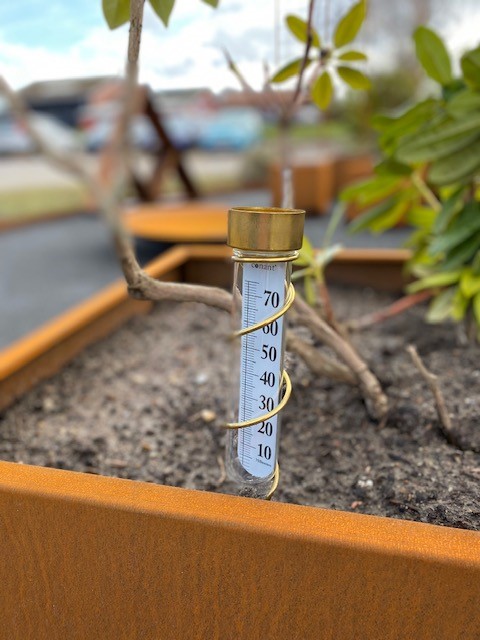 Regnmåler snoet med filter messing