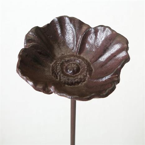 Fuglebad i støbejern på spyd - valmue 4 blade