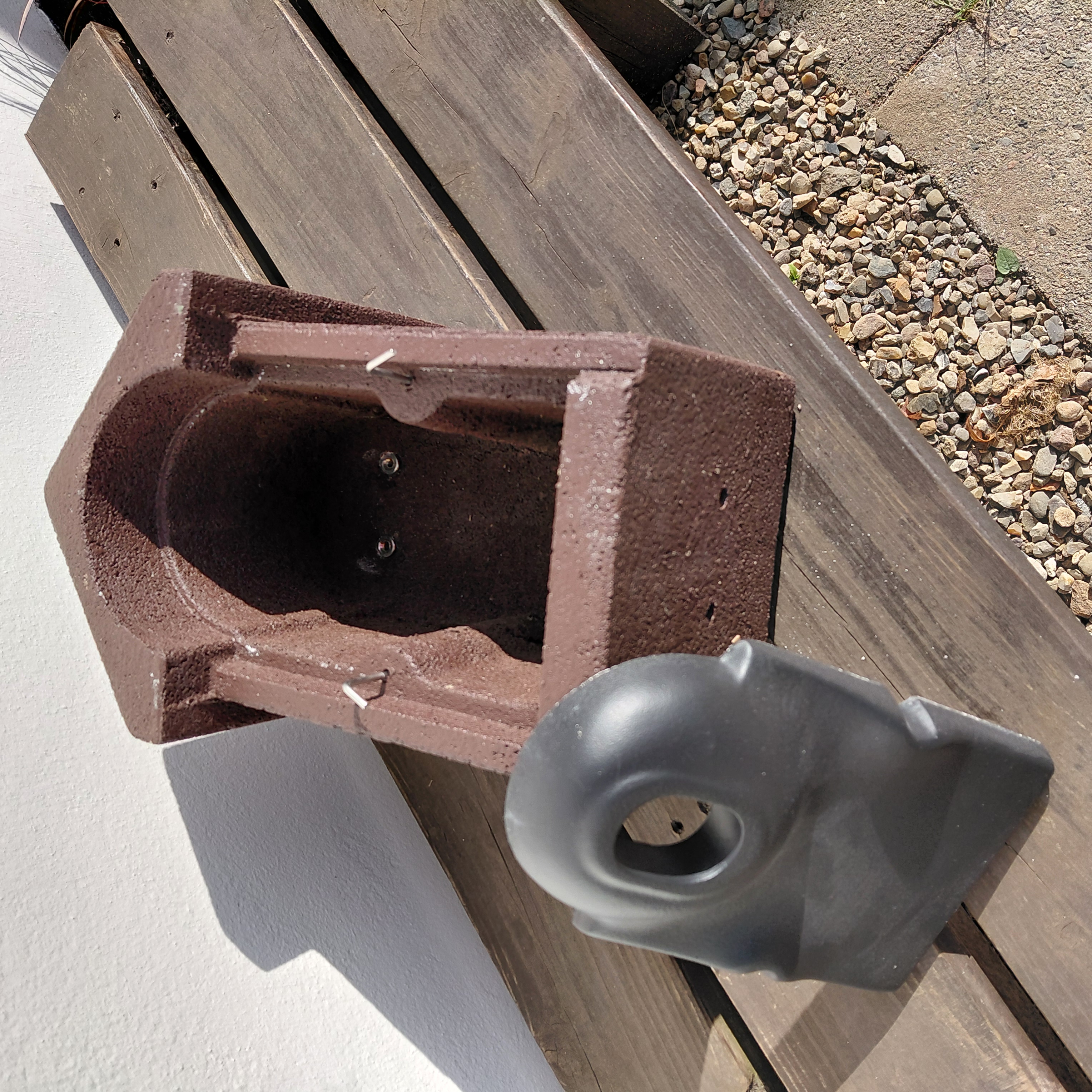 Redekasse beton | brun oval Ø32 mm