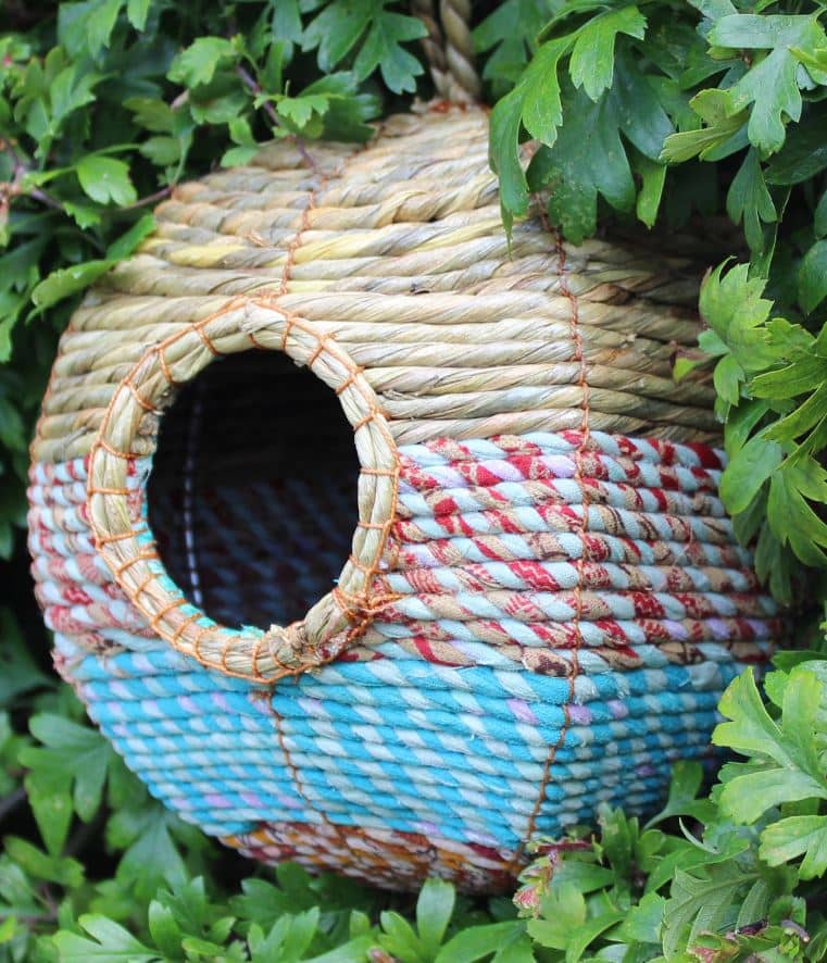 Håndlavet fuglerede – kugleformet, Anita