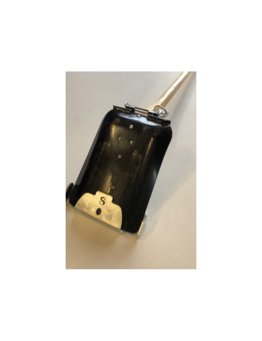 Skovlholder med låsepal