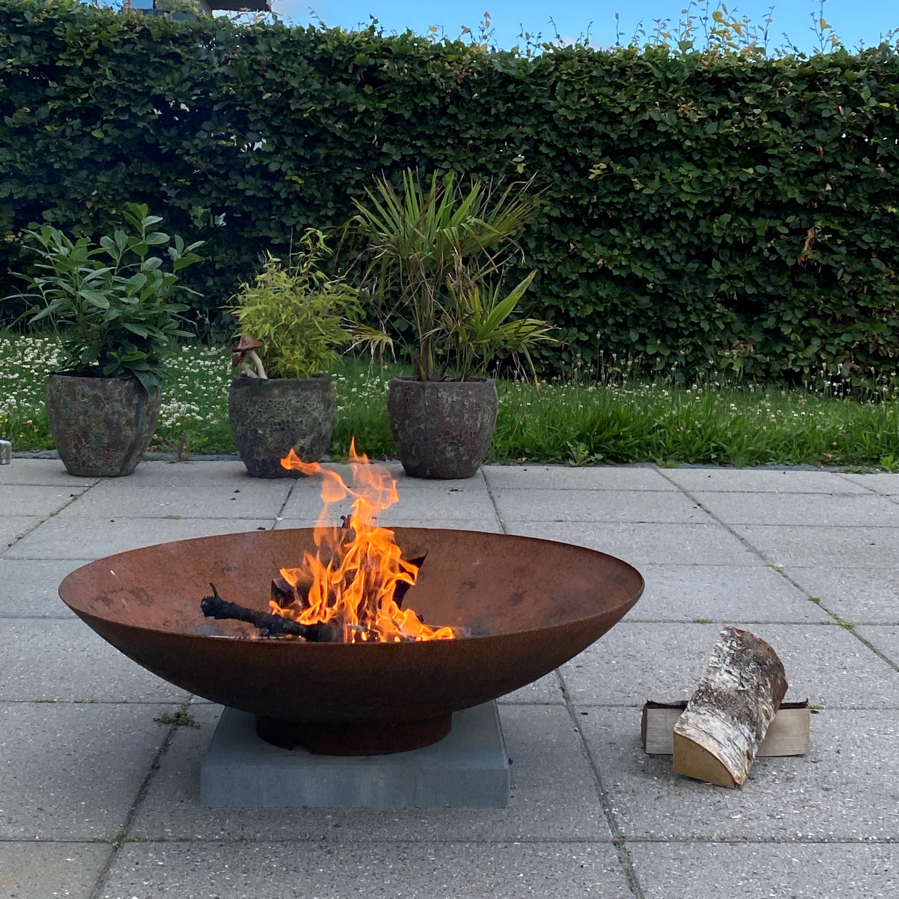 Bålfade i cortenstål med påsvejst fod