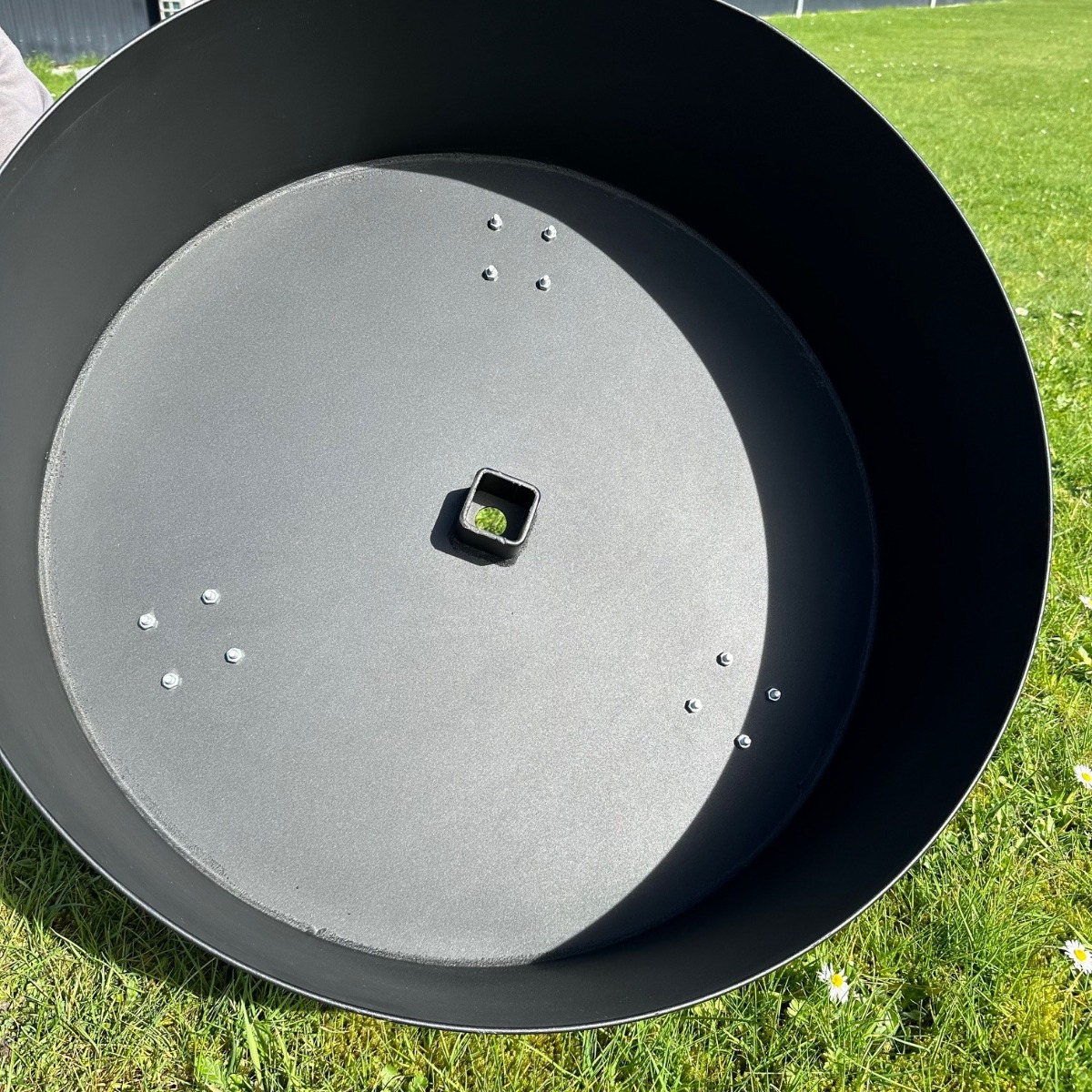 Rund plantekasse på hjul Ø95, sort