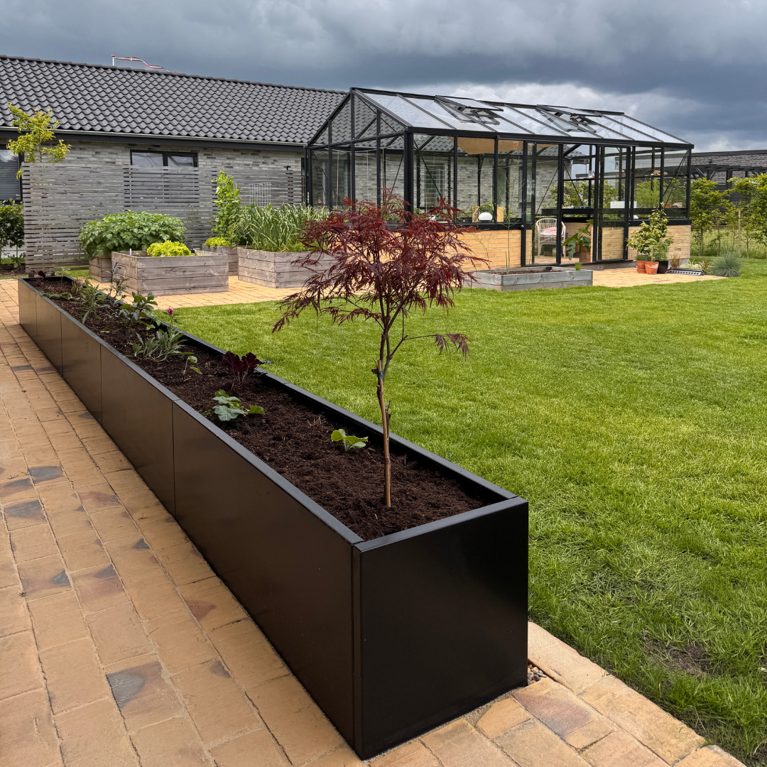 Højbed i sort | B40 H40 | L40 cm