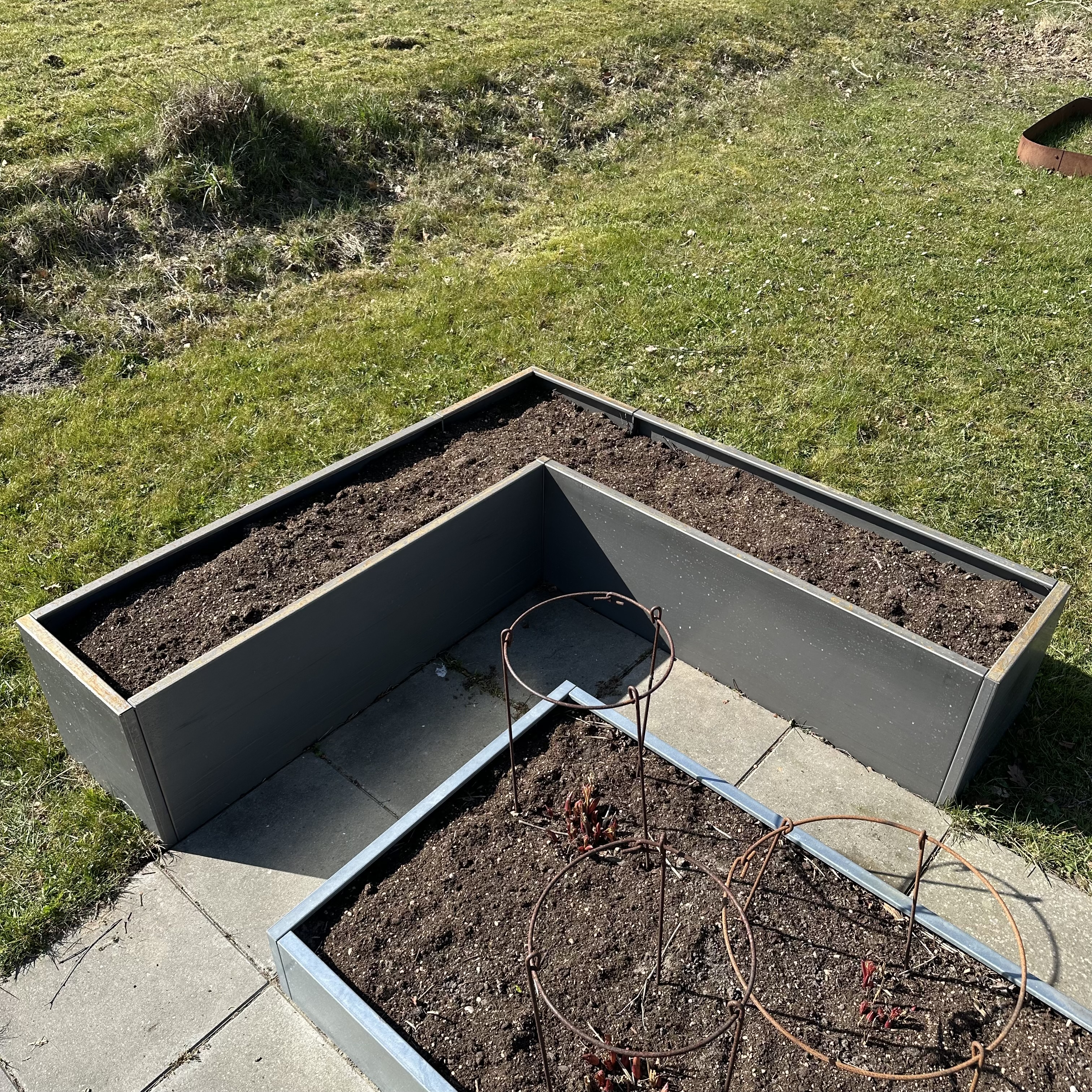 Hjørne højbed i corten | B40 H40 | Flere længder