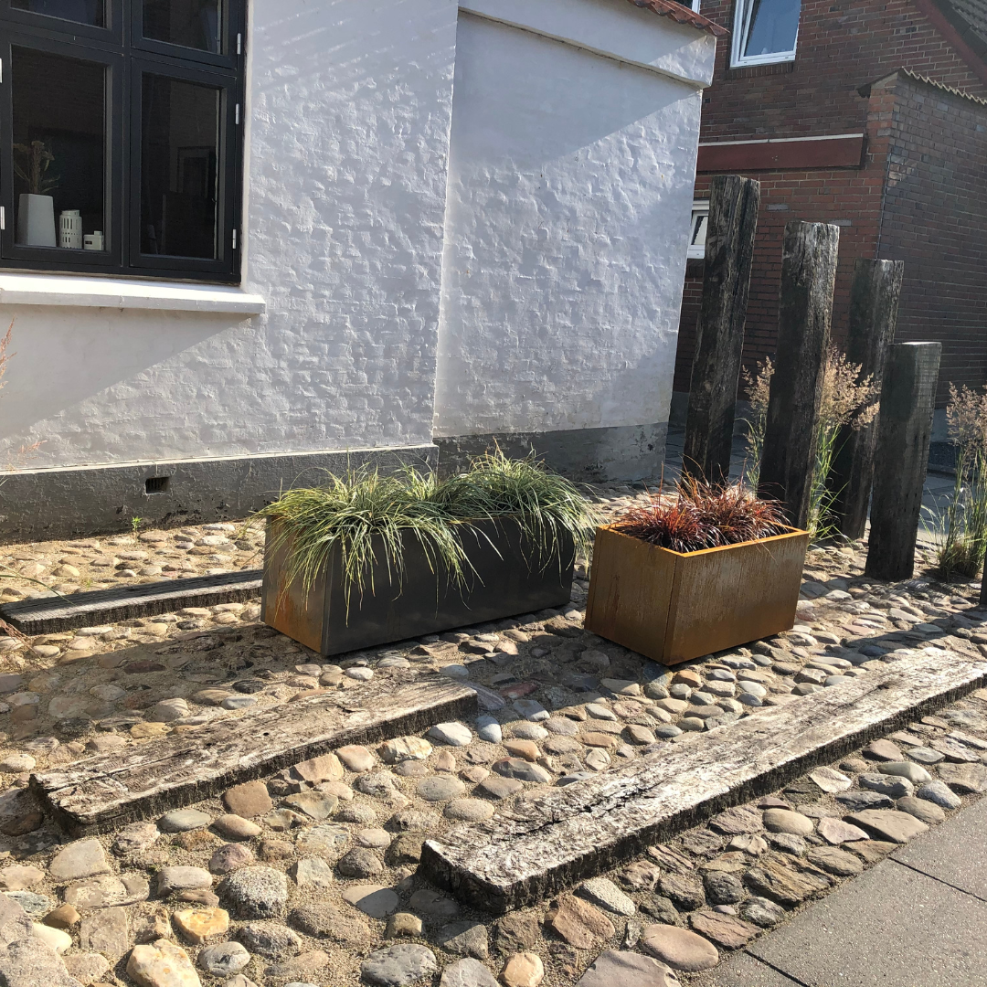 Plantekasse i cortenstål | 120 x 40 x 40 cm