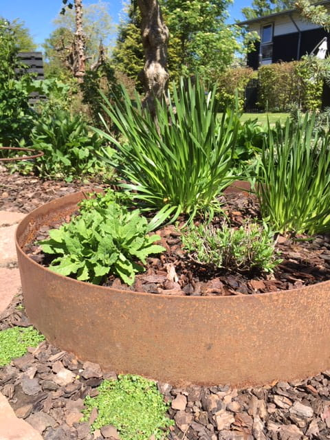 Rundt højbed Ø120, 40 cm høj | 3 mm jern | Åben